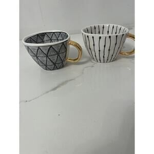 Old Pottery Co. Ceramic Coffee Mugs Black/White  Gold Handles Set of 2 NWOT